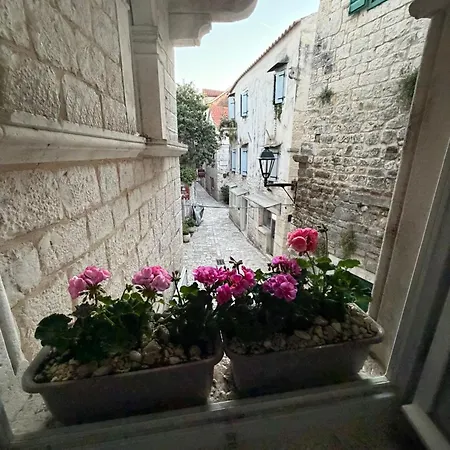 Apartamento Luxury Gothic Old Town Trogir
