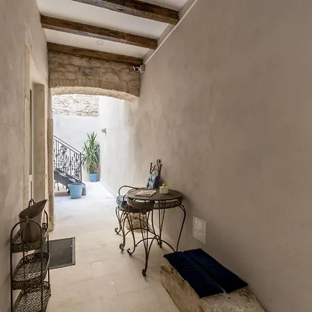 Apartamento Luxury Gothic Old Town *