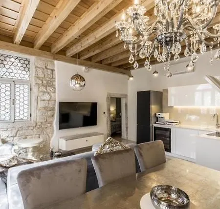 Apartamento Luxury Gothic Old Town Trogir