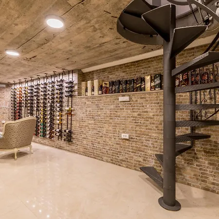 Luxury Gothic Old Town Apartamento *